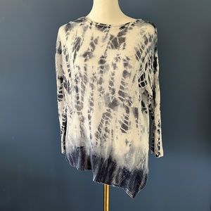 Chico’s Navy and White tie dye sweater, 100% linen,